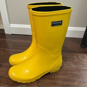 Women’s rainboots • size 7
